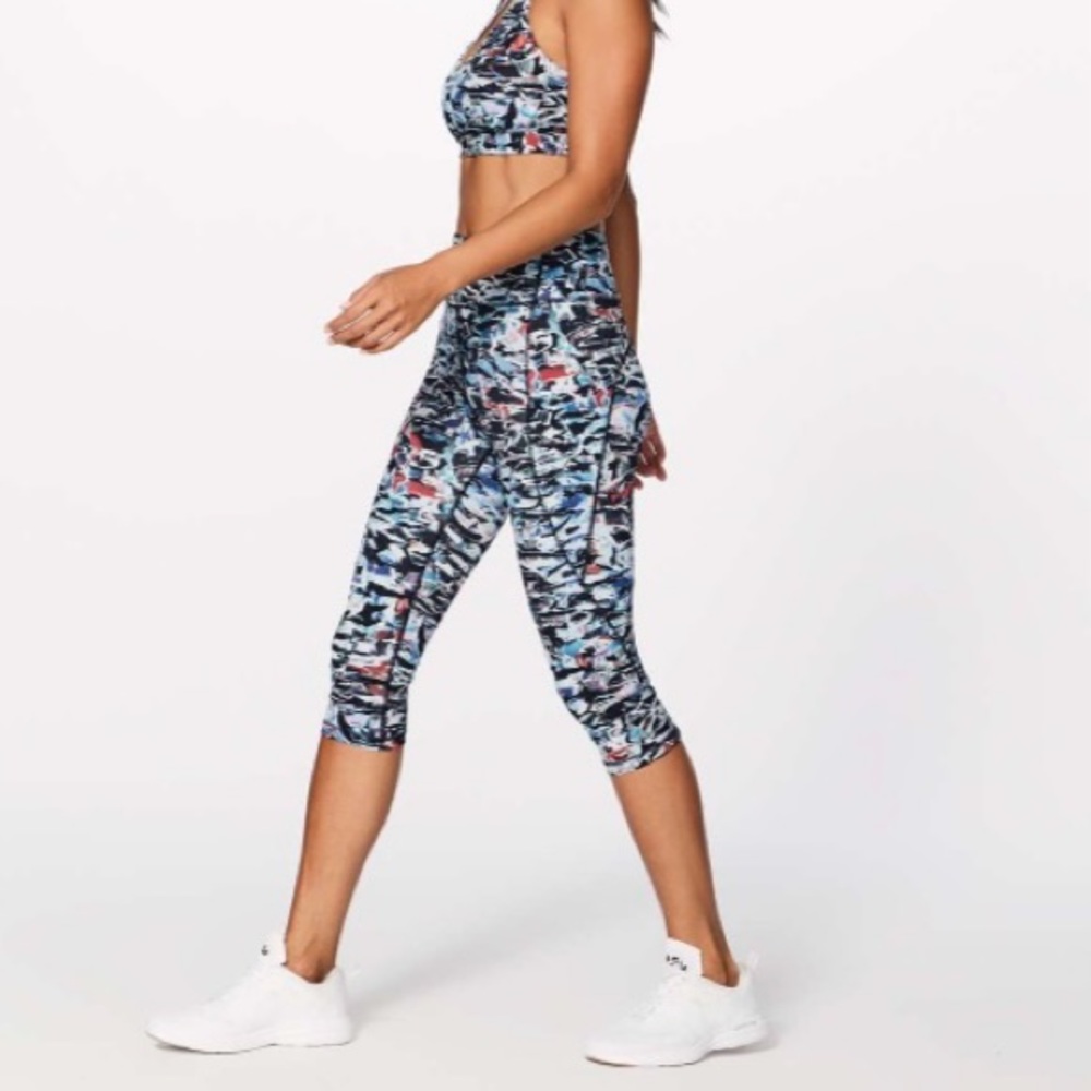 Lululemon Break Free crop leggings Nulux 17’’. 🖤 - Picture 2 of 13